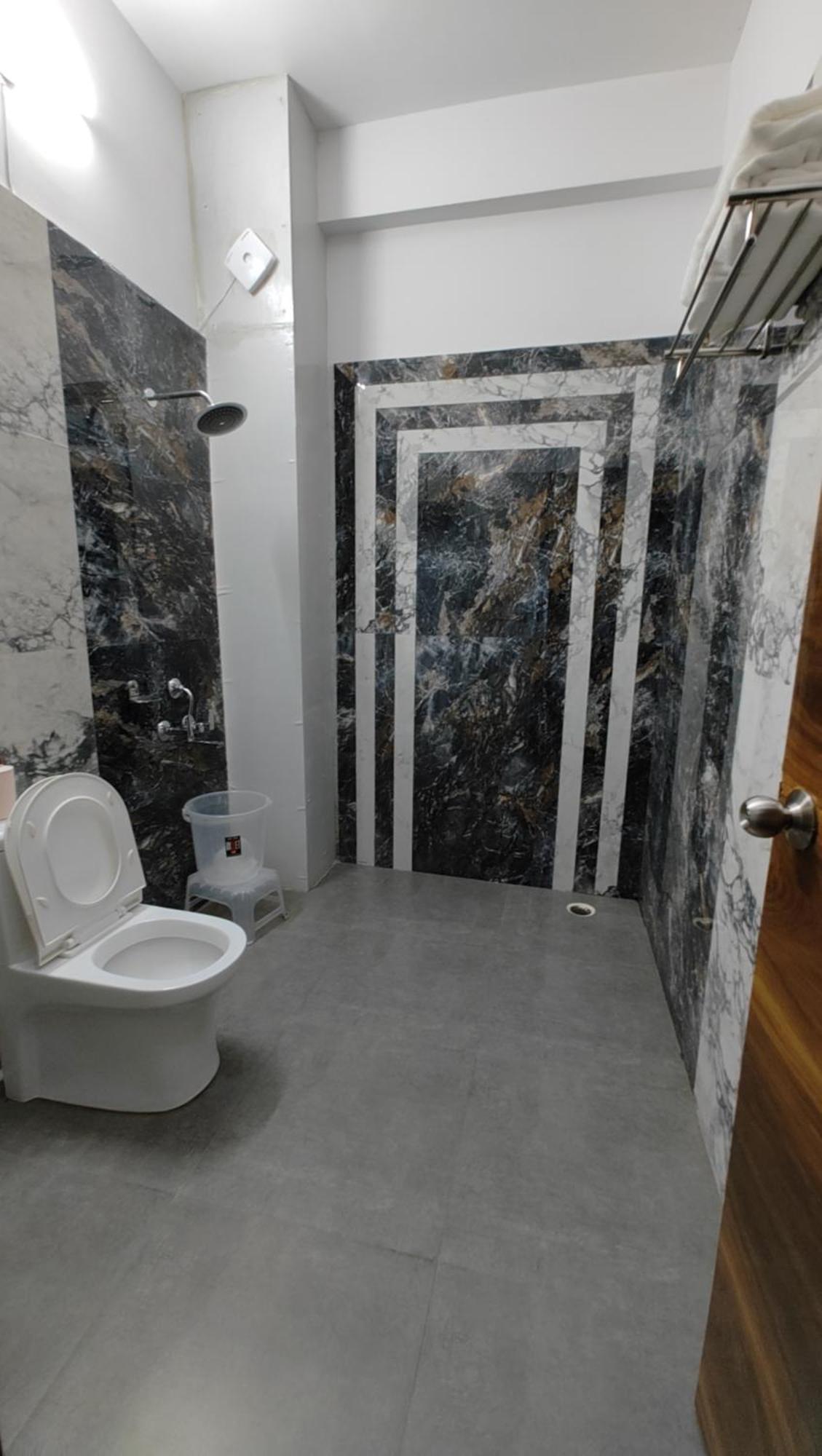 Hotel Anantam Residency Uttarkashi Экстерьер фото