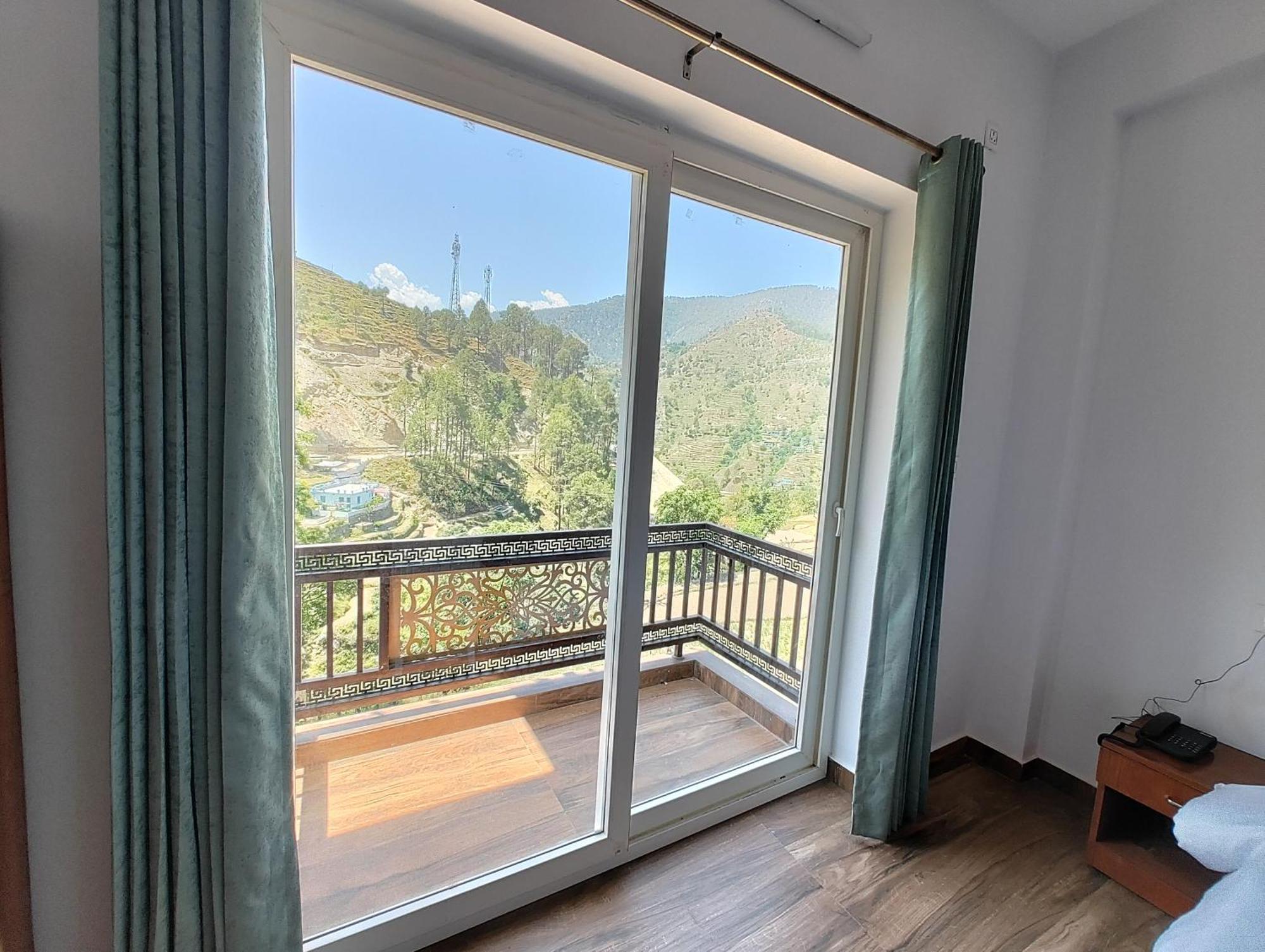 Hotel Anantam Residency Uttarkashi Экстерьер фото